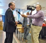 Beim Interview mit dem Vorsitzenden der EVP-Fraktion im Europaparlament in Straßbourg (Foto Gertrud Prömper)