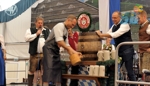 Wie immer brauchte Waldkraiburgs Bürgermeister Robert Pötzsch nur einen Schlag und das erste Faß Edeltrunk war angezapft. Es folgten 10 aufregende Tage auf dem Waldkraiburger Volkfest 2019.